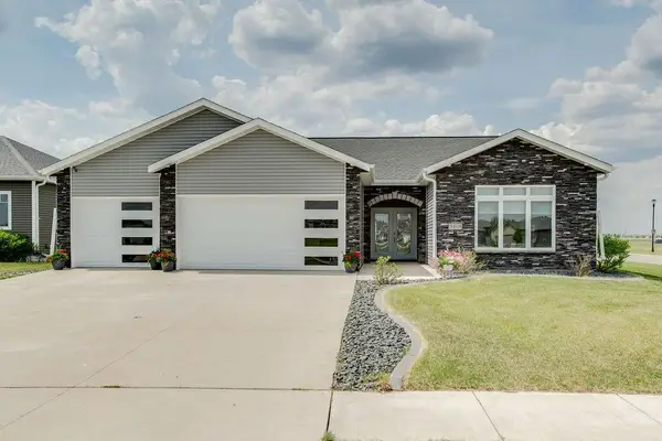 5419 43rd Street S, Fargo, ND 58104