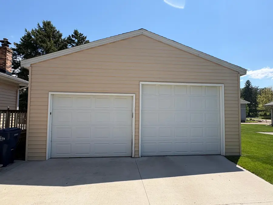 506 18th Street N, Benson, MN 56215 - #3