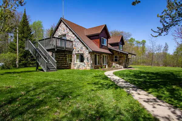 44091 Duxbury Road, Sandstone, MN 55072