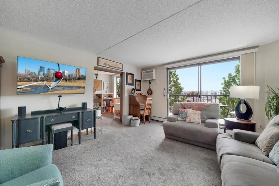 2601 Kenzie Terrace #318, Minneapolis, MN 55418 - #2