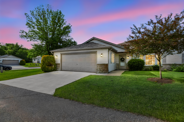 1224 25th Avenue Nw, Faribault, MN 55021