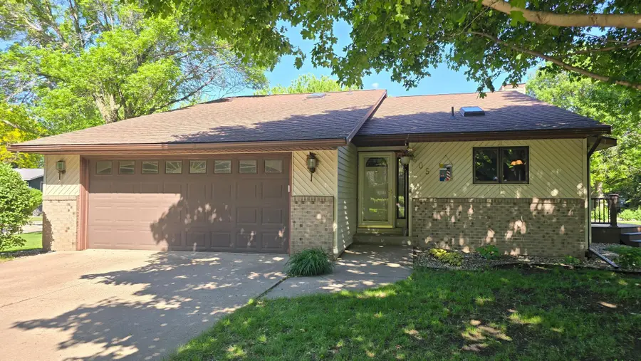 605 Van Buren Street, Marshall, MN 56258 - #2