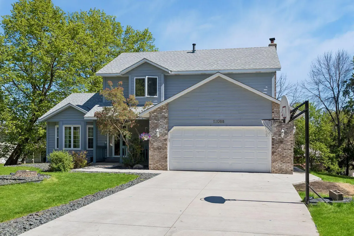 17088 Hamilton Drive, Lakeville, MN 55044 - #1