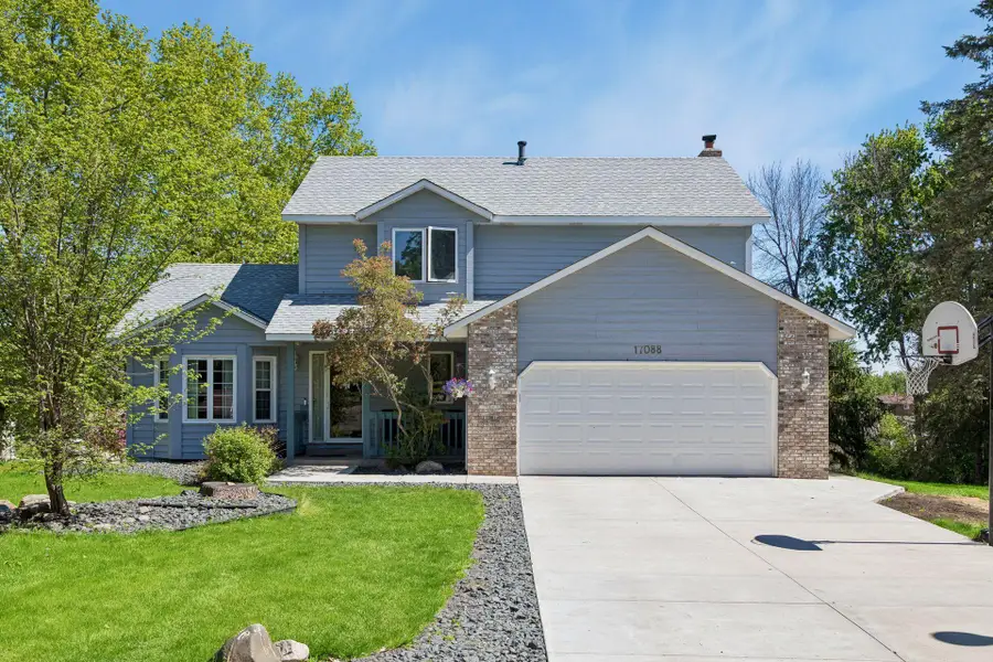 17088 Hamilton Drive, Lakeville, MN 55044 - #2