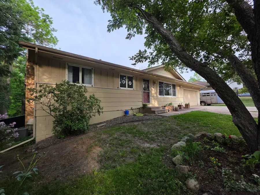 520 SW 5th Avenue, Grand Rapids, MN 55744 - #2