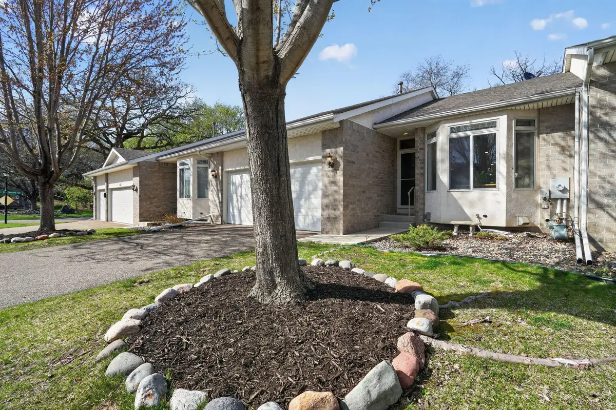 13310 Glenhaven Court, Apple Valley, MN 55124 - #1