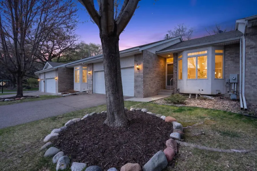 13310 Glenhaven Court, Apple Valley, MN 55124 - #3