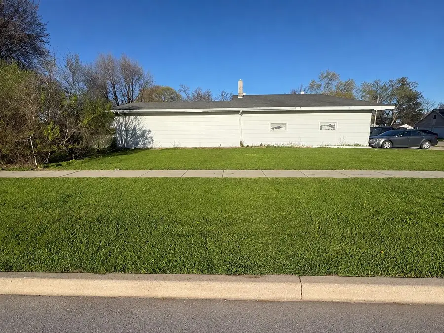 1110 Andrews Avenue, Breckenridge, MN 56520 - #3
