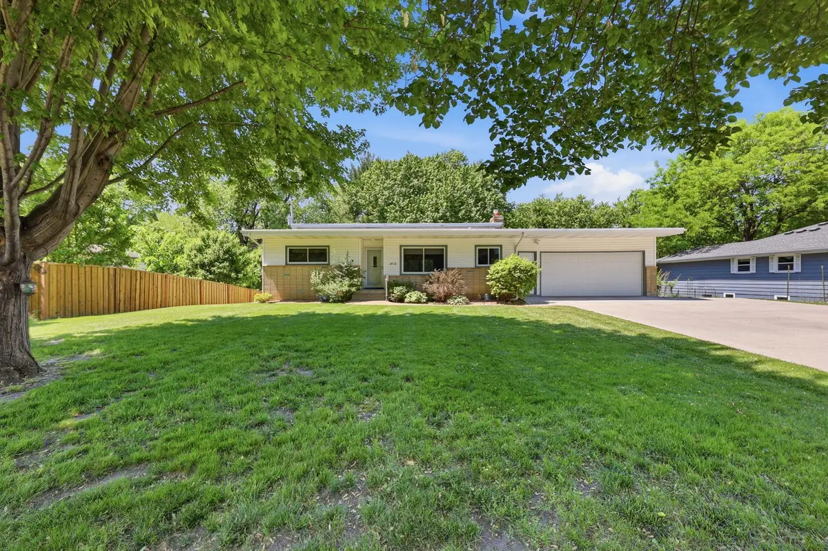 3019 Wheeler Street N, Saint Paul, MN 55113 - #1