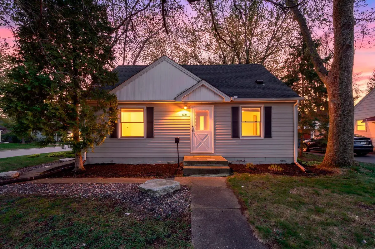 2801 W 71 1/2 Street, Minneapolis, MN 55423 - #1