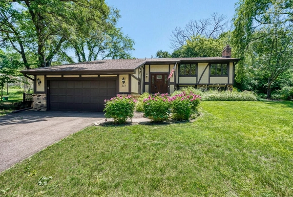311 E 135th Street, Burnsville, MN 55337
