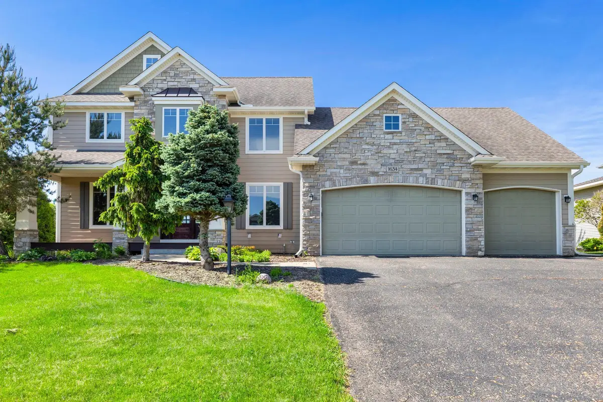 1634 Isabella Parkway, Chaska, MN 55318 - #1