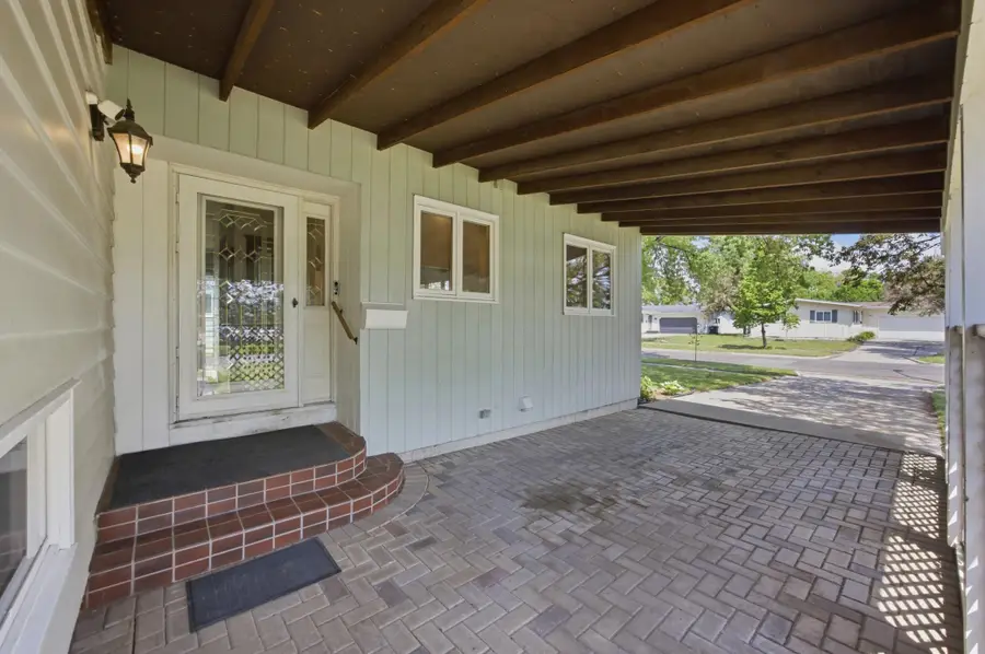 3002 8th Street N, Fargo, ND 58102 - #2