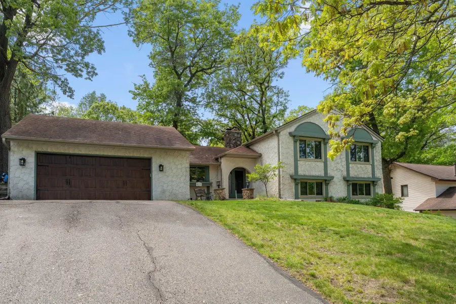 8119 Lower 129th Court, Apple Valley, MN 55124 - #2