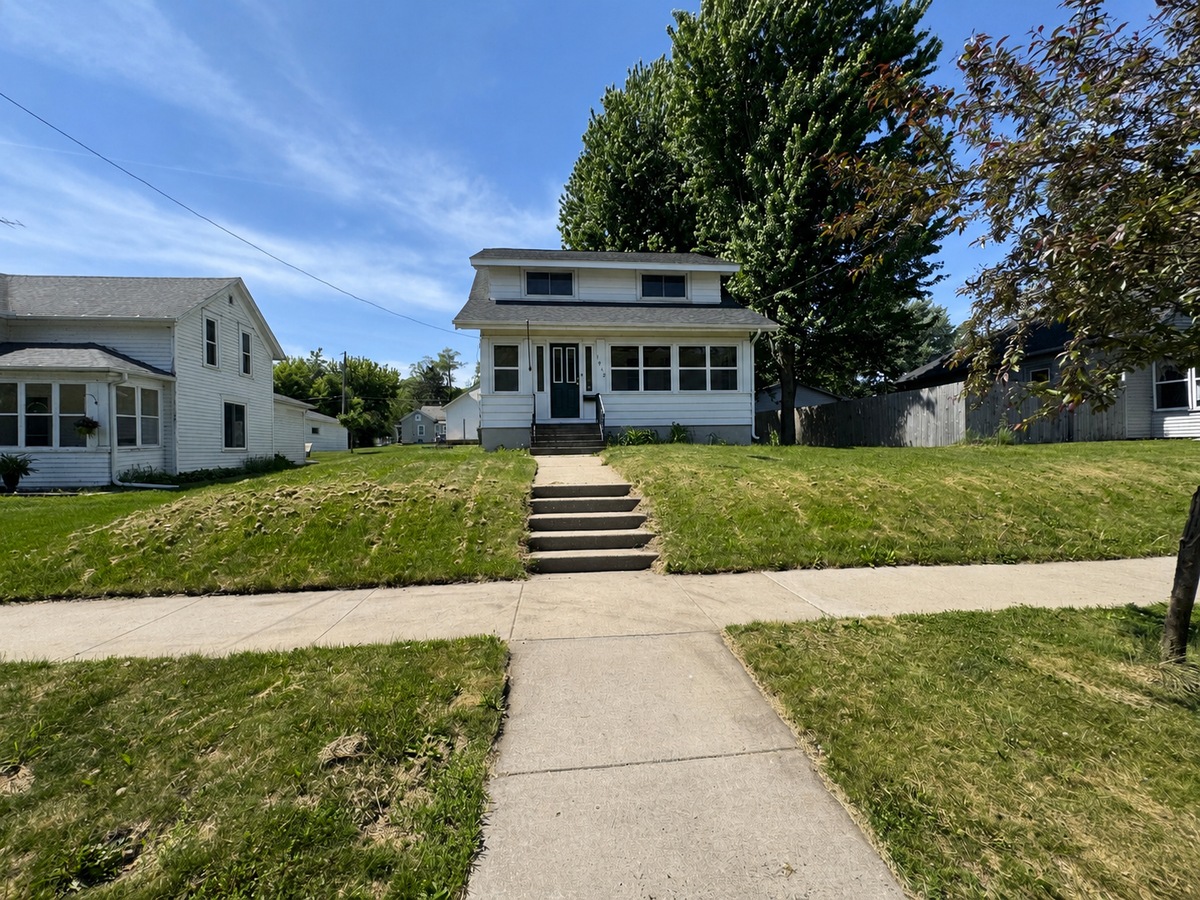1412 S Park Street, Red Wing, MN 55066 - #1