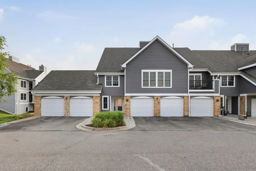 6048 Chasewood Parkway #1, Hopkins, MN 55343 - #2