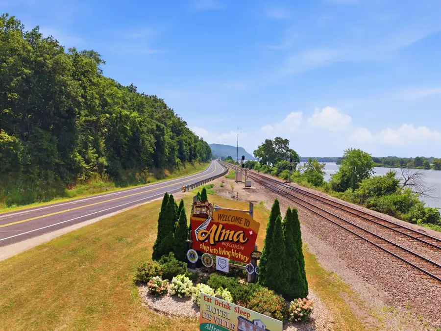 S1528 Shawnee Drive, Alma, WI 54610 - #3