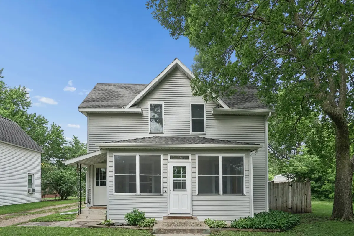 164 S Litchfield Avenue, Litchfield, MN 55355 - #1