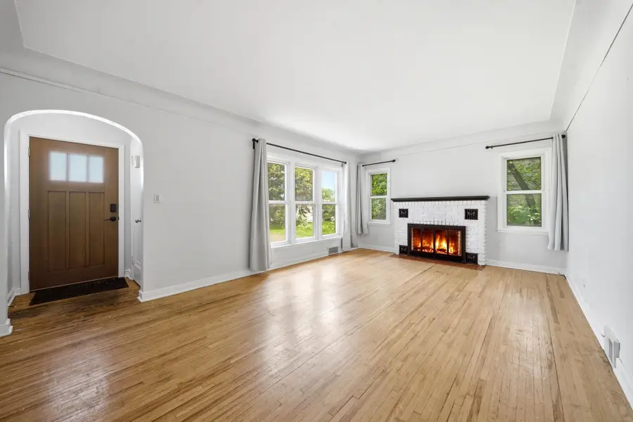1783 White Bear Avenue N, Saint Paul, MN 55109 - #3
