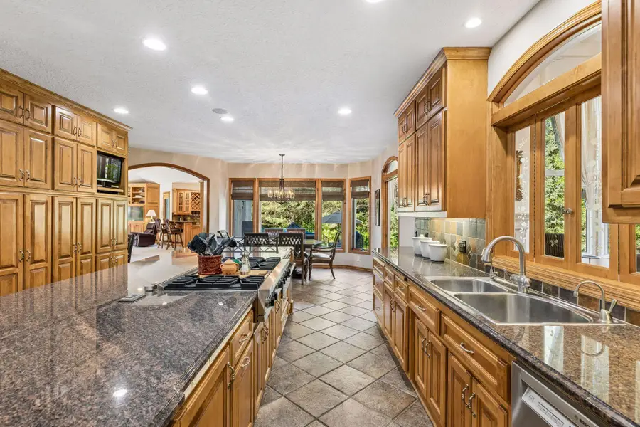 23 Scotch Pine Circle, Saint Paul, MN 55127 - #3