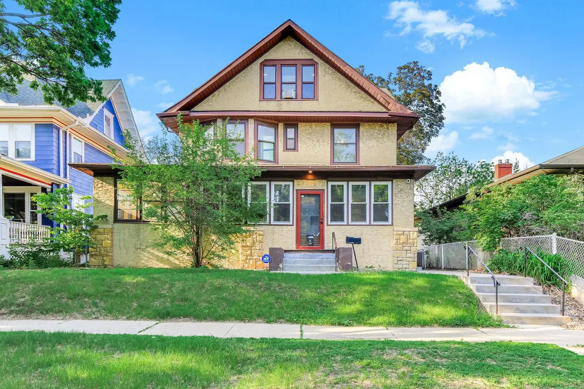 852 Ashland Avenue, Saint Paul, MN 55104 - #1