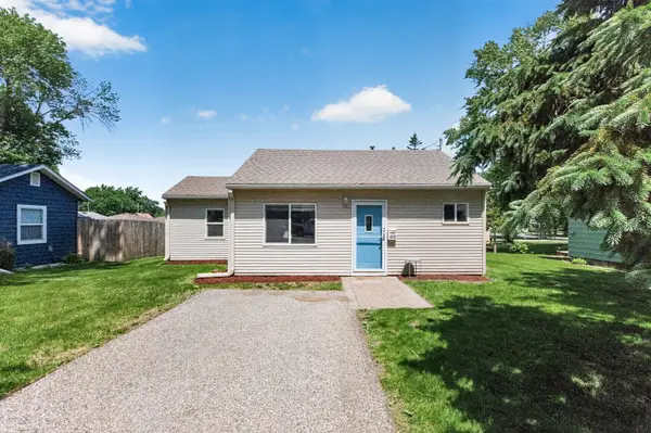 419 7th Avenue W, Shakopee, MN 55379