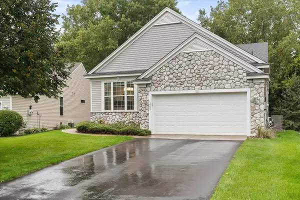 1680 Oakbrooke Court, Saint Paul, MN 55122