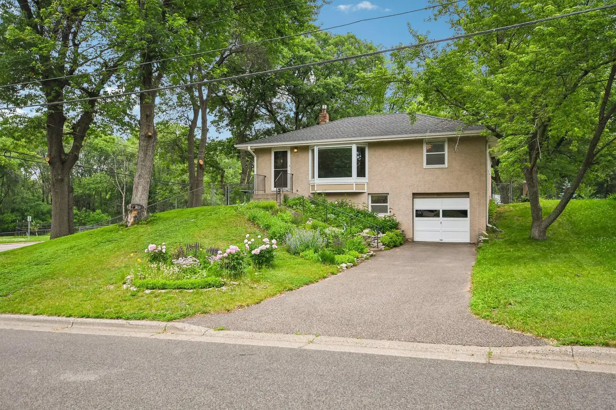 2154 William Street, Roseville, MN 55113 - #1