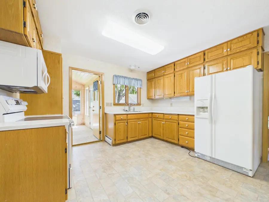 26 3rd Avenue Sw, Glenwood, MN 56334 - #3