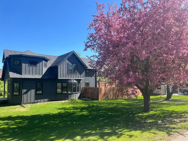 302 N Washington Avenue, Battle Lake, MN 56515