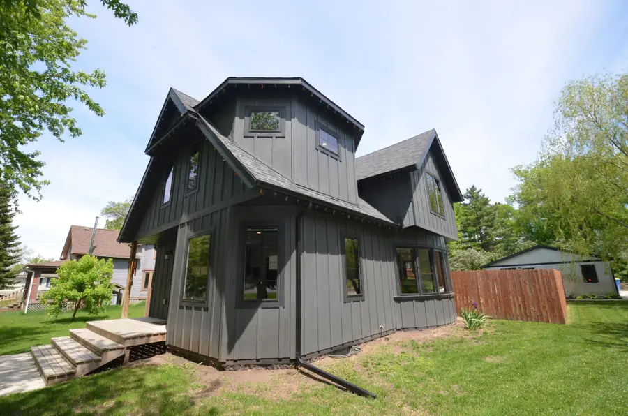 302 N Washington Avenue, Battle Lake, MN 56515 - #2
