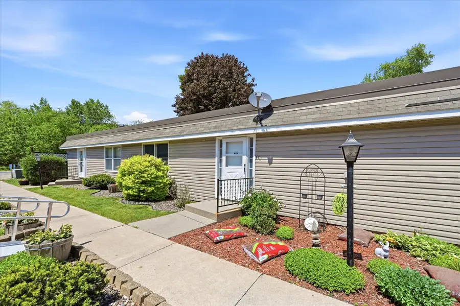 6081 Paris Avenue N #B2, Stillwater, MN 55082 - #2
