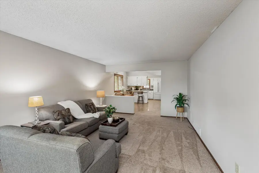 1493 Arundel Street, Saint Paul, MN 55117 - #3