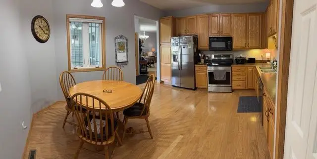 2714 Village Drive, Faribault, MN 55021 - #3