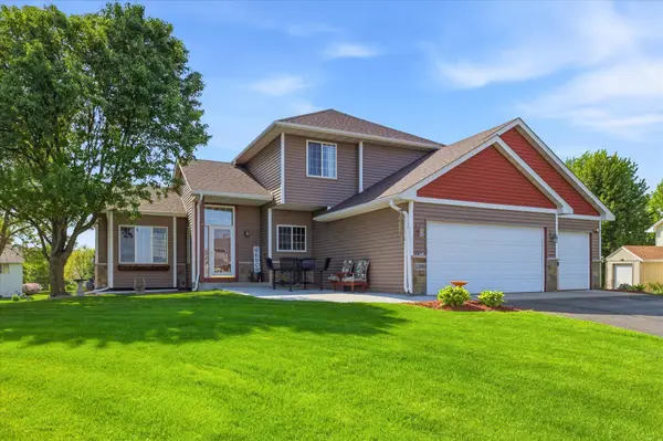 13960 Gadwall Court, Rogers, MN 55374