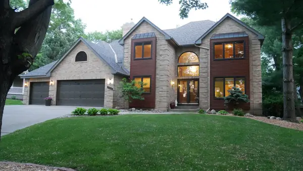1742 122nd Lane Nw, Minneapolis, MN 55448