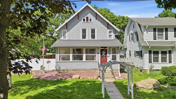 828 Baker Avenue, Mankato, MN 56001