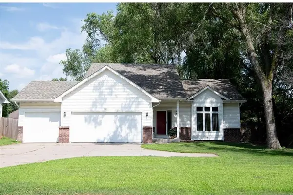 2321 Long Lake Road, Saint Paul, MN 55112