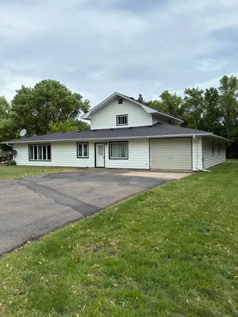1121 W 6th Street, Graceville, MN 56240 - #2