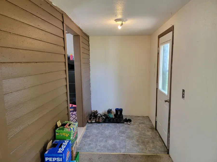 320 8th Street Se #B, Staples, MN 56479 - #3