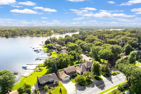 1975 Long Lake Road, New Brighton, MN 55112