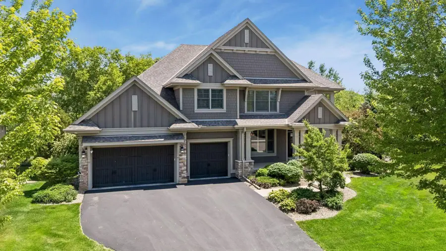 3667 Lerive Way, Chaska, MN 55318 - #3