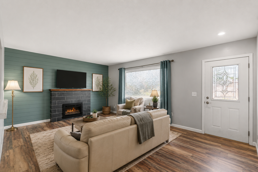 125 W Church Street, Belle Plaine, MN 56011 - #2
