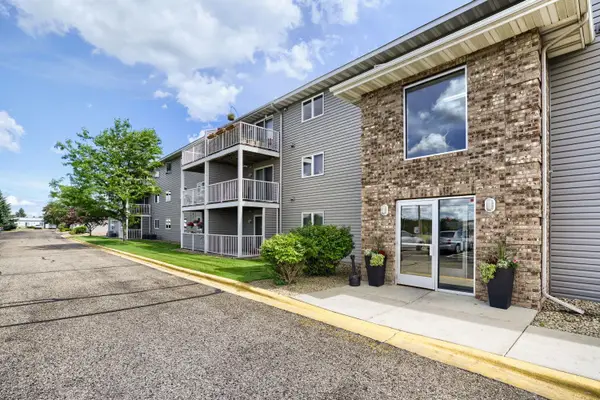 880 Lyn Way #304, Hastings, MN 55033