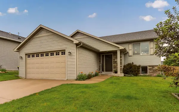 284 Highlands Avenue, Zumbrota, MN 55992