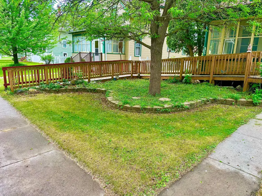 815 Main Avenue N, Thief River Falls, MN 56701 - #2