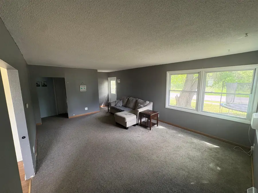 2835 8th Avenue E, Hibbing, MN 55746 - #2