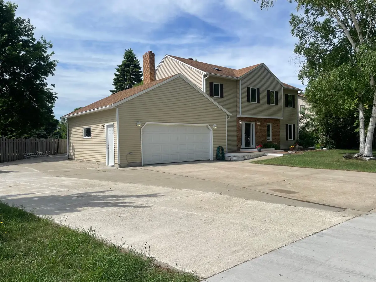 1757 23rd Street S, Fargo, ND 58103 - #1