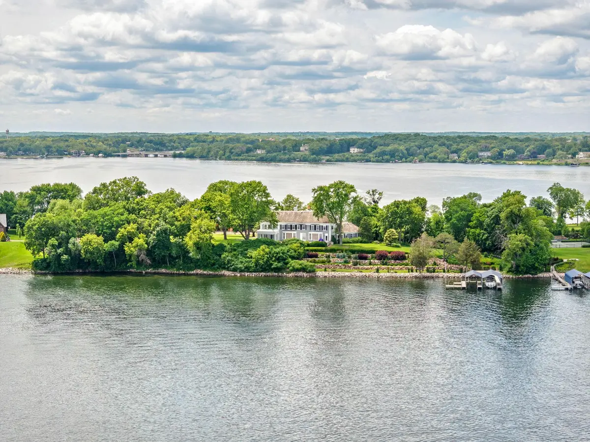 1480 Bracketts Point Road, Wayzata, MN 55391 - #1