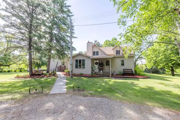 15084 County Road 44 Nw, South Haven, MN 55382